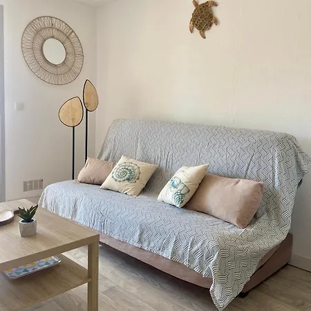 A 200 M De La Renove Avec Loggia Апартаменты Агд